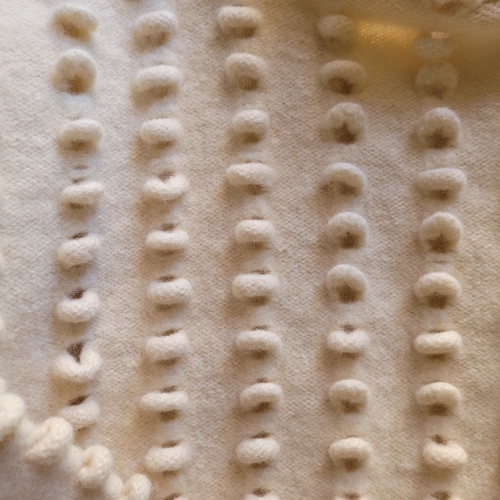 SoLD Gaeltarra Ireland Vintage Avonguard Unique Rare Cream Wool Sweater - Picture 7 of 8